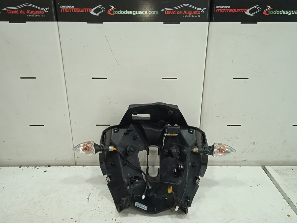 Intermitente daÑado                    6201401000 990 supermoto t