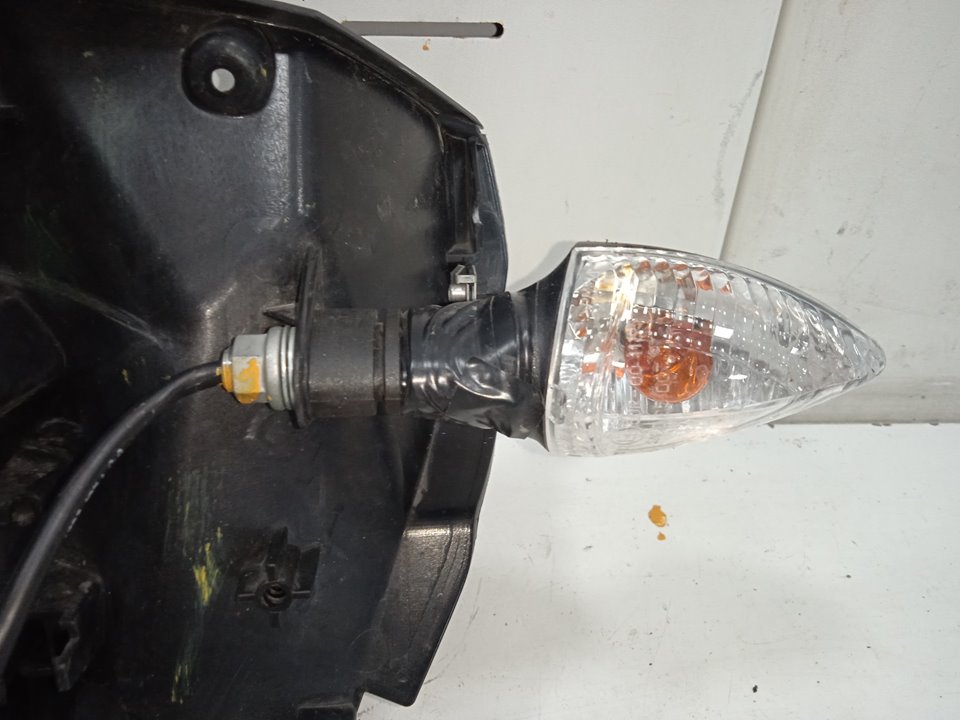 Intermitente daÑado                    6201401000 990 supermoto t