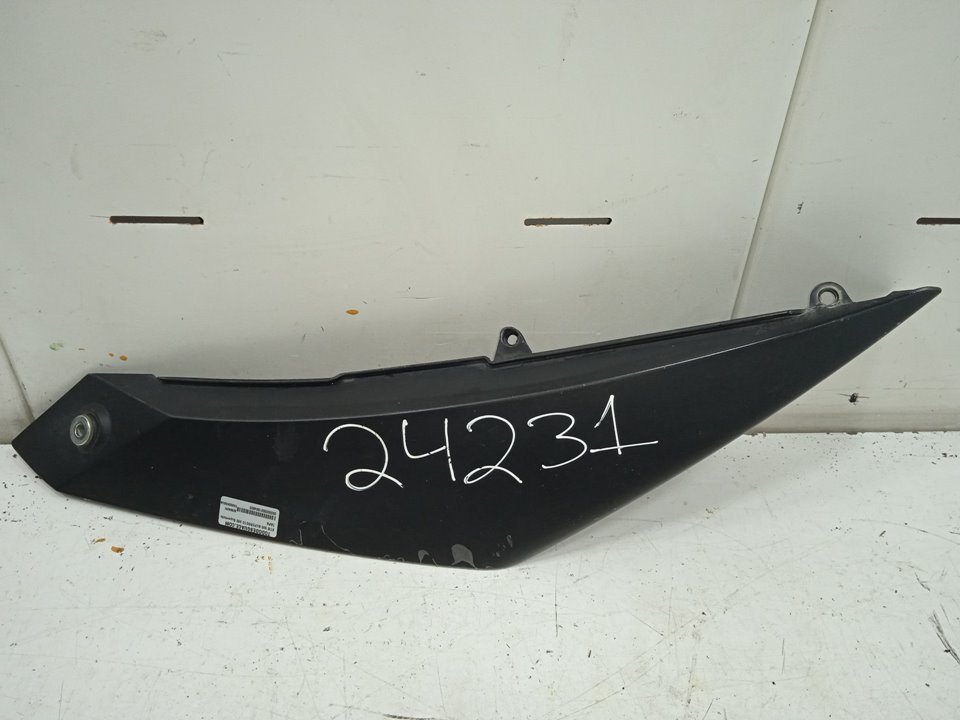 A izquierda                               6260804210 ktm 990 supermoto 990 supermoto t