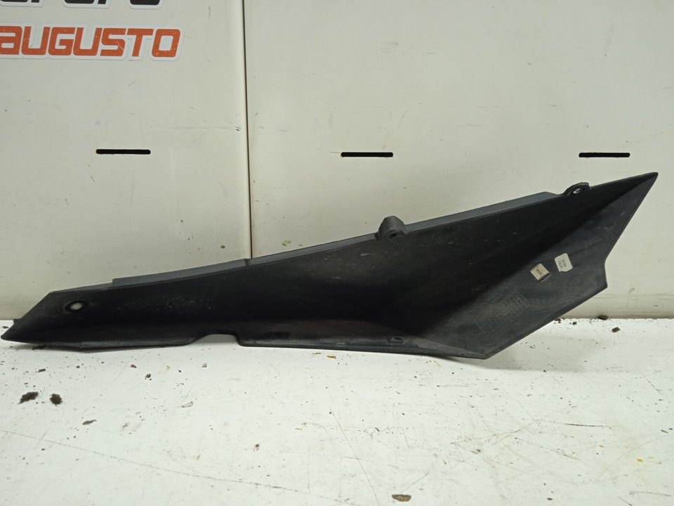 A derecha                    6260804110 ktm 990 supermoto 990 supermoto t