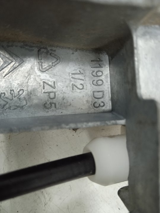 Cerradura puerta trasera derecha citroen berlingo hdi90 800 niv.b kasten
