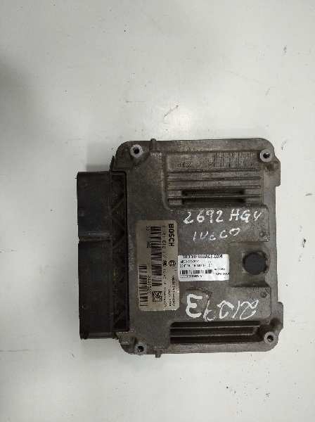 Centralita motor uce iveco  no identificado
