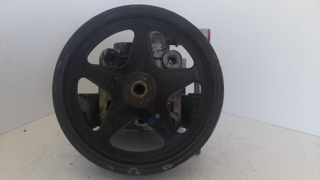 Bomba direccion jaguar x-type 2.5 v6