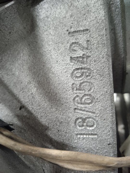 Compresor aire acondicionado mercedes-benz  no identificado