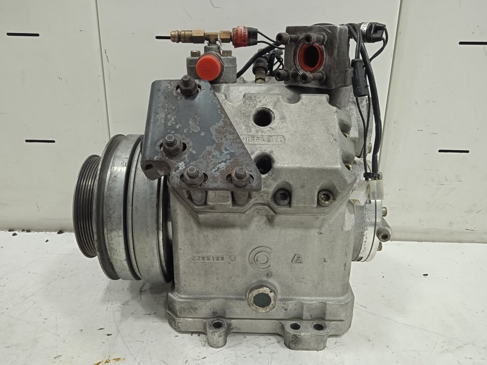 Compresor aire acondicionado mercedes-benz  no identificado