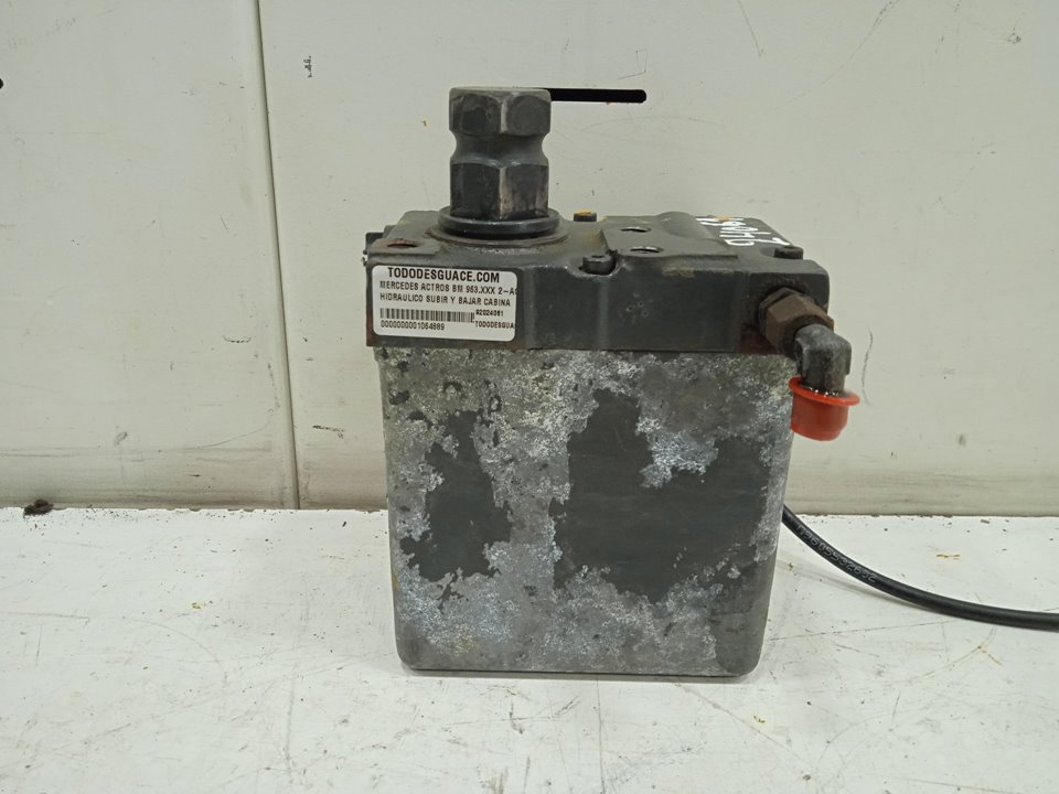 53000 mercedes-benz actros 4 2-ejes bm 963 (2011) 18xx 4x2 szm l bigspace