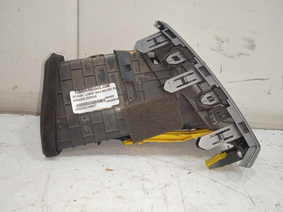Aireador derecho hyundai tucson (tl) tecno safe 2wd bluedrive