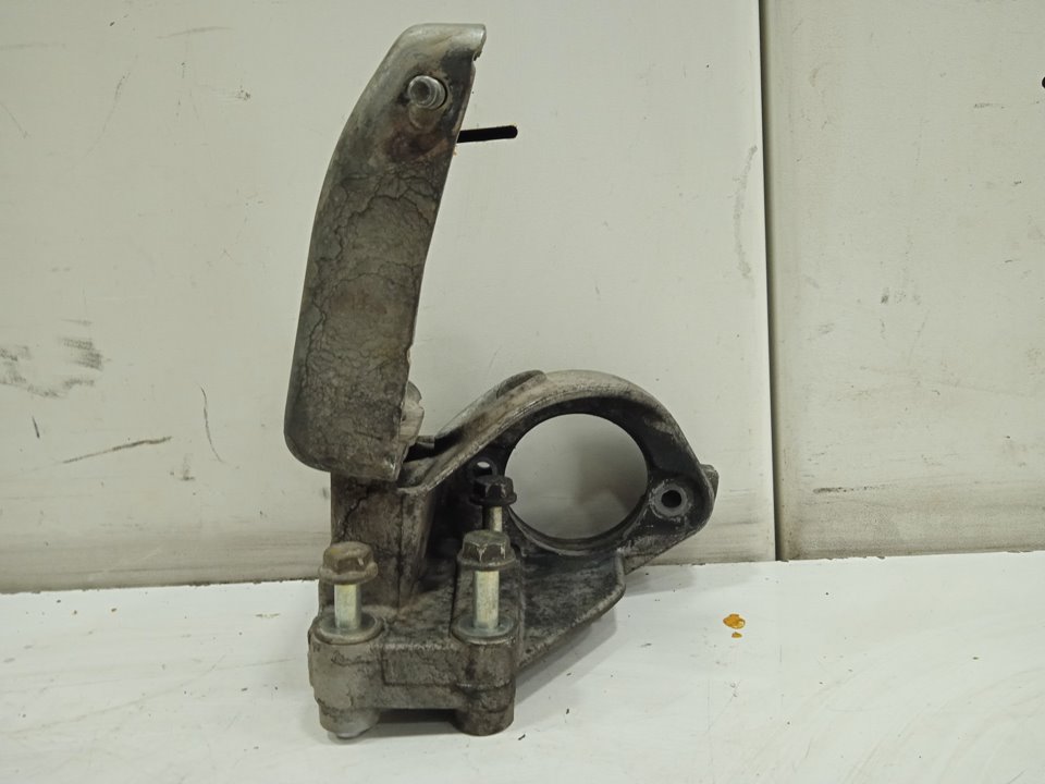 Soporte motor 335 l1h2 komfort hdi 130