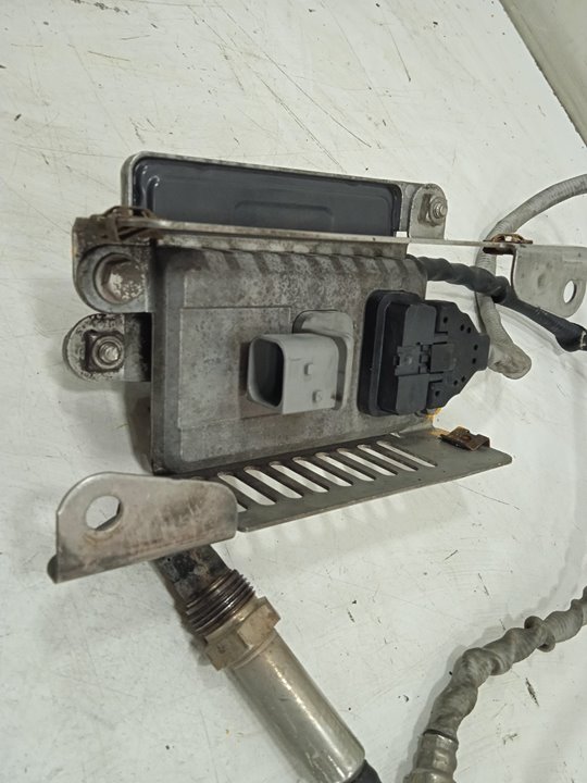 395                               a008153982 mercedes-benz actros 4 2-ejes bm 963 (2011) 18xx 4x2 fahrgestell l classic