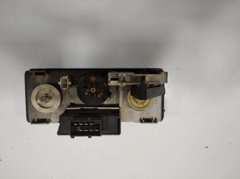 Mando calefaccion / aire acondicionado saab 900 berlina 2.0