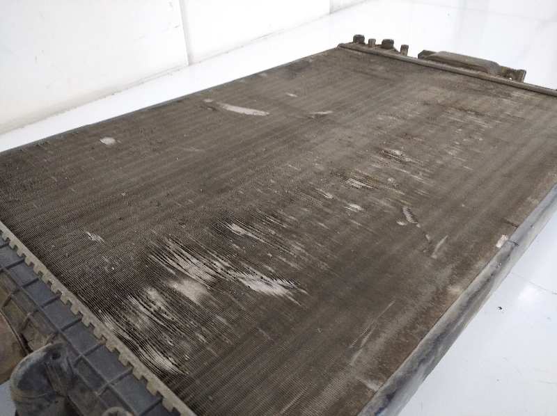 Radiador agua 35  c 11 caja abierta