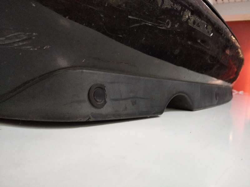 Paragolpes delantero chrysler  no identificado
