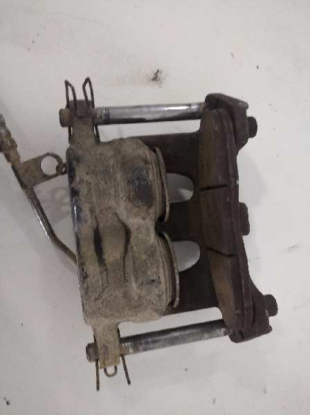 No identificado nissan cabstar 