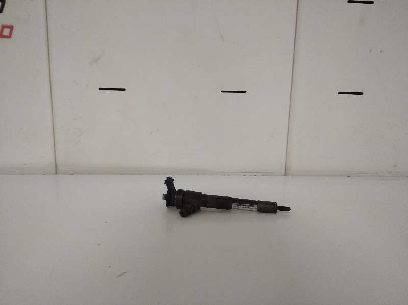Inyector bmw serie 1 berlina (e81e87) 116d