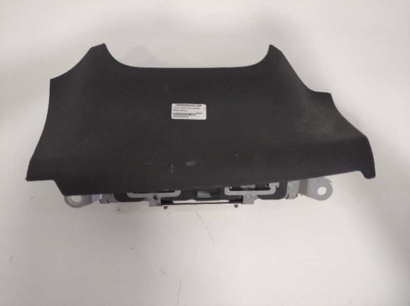 No identificado toyota auris (e18) hybrid business