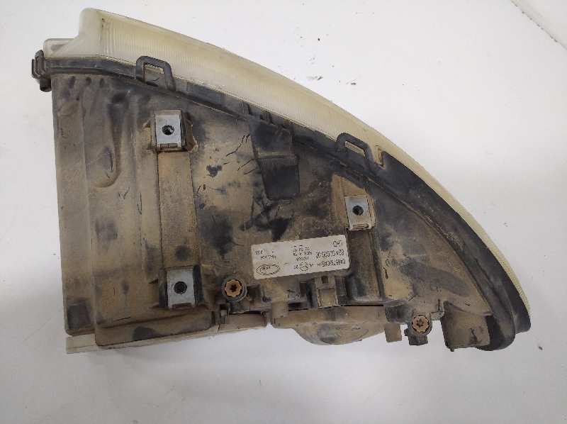 Faro derecho chrysler voyager (rg) 2.4 lx (i)
