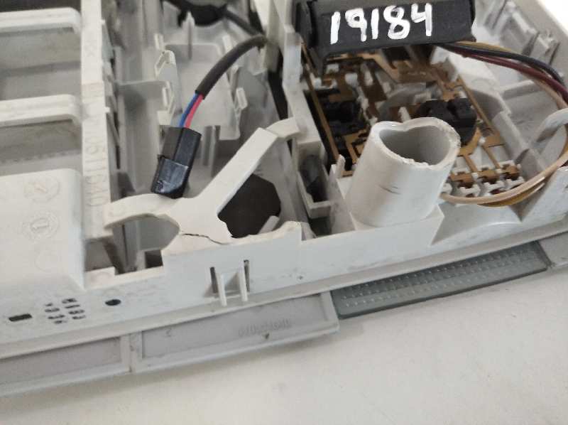 Luz interior opel corsa e business