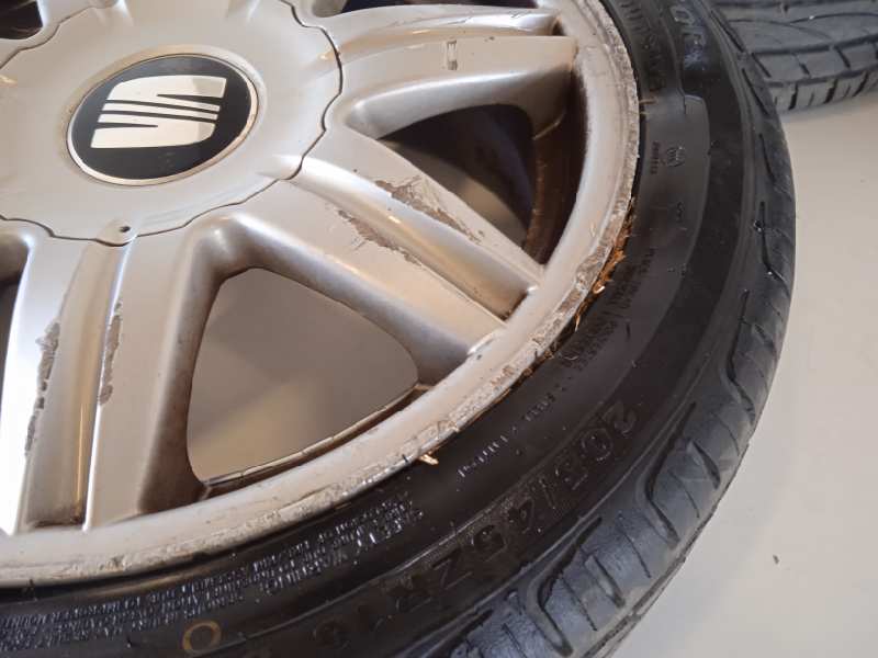 No identificado seat leon (1m1) signo