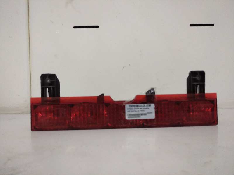 Luz central de freno citroen c4 berlina collection