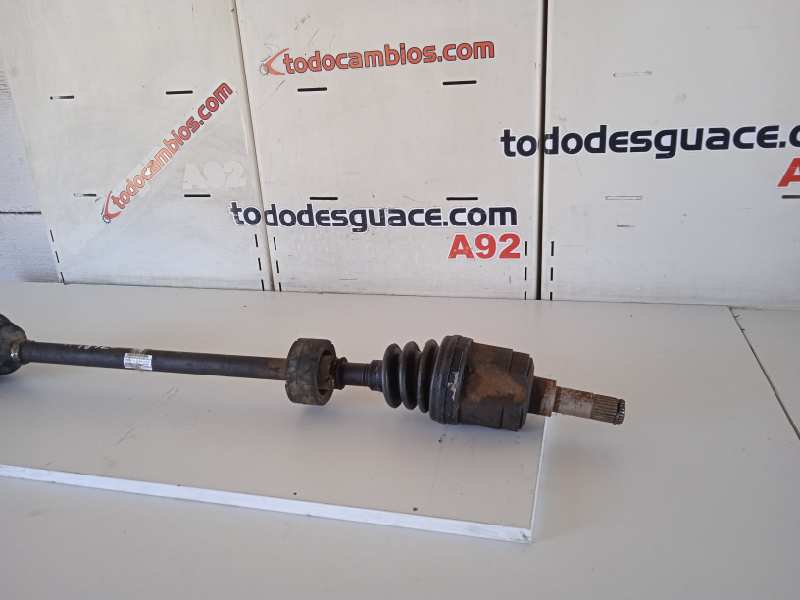 Transmision delantera derecha chrysler stratus ja berlina 2.0 le