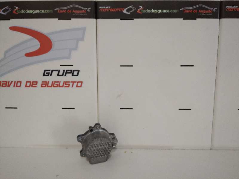 Bomba agua toyota  no identificado