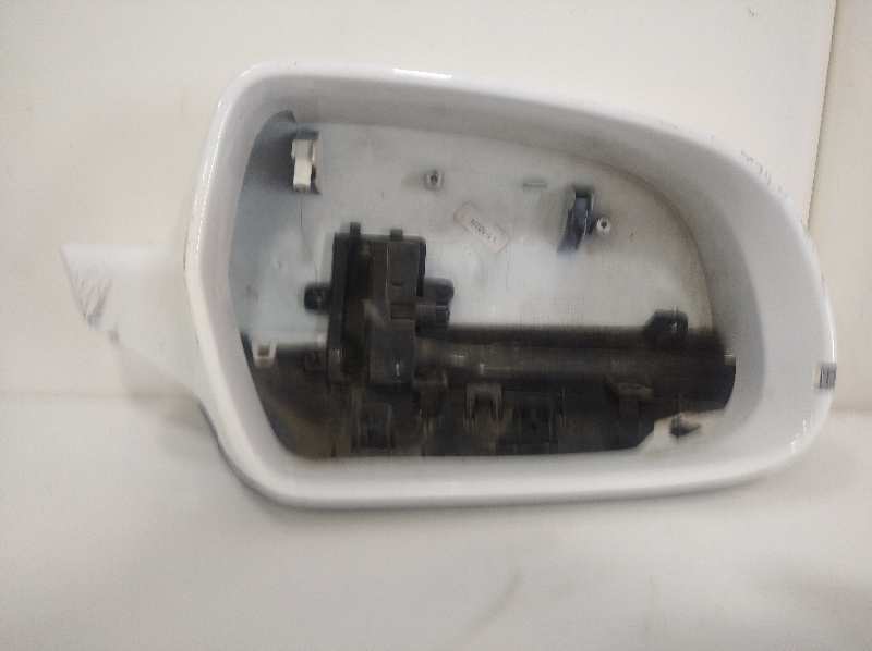 Carcasa retrovisor derecho audi  no identificado
