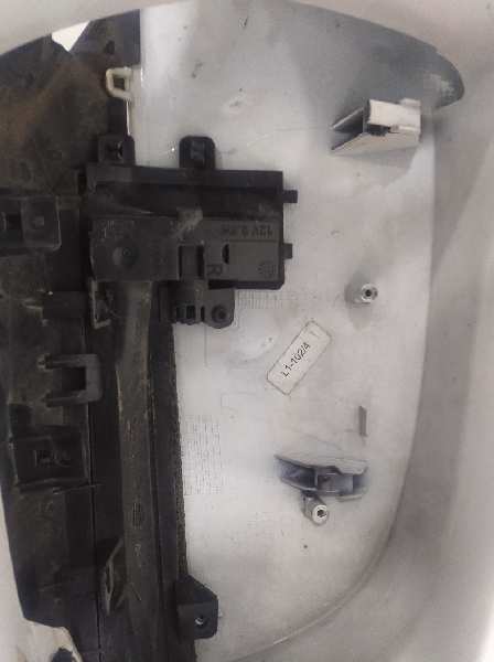 Carcasa retrovisor derecho audi  no identificado