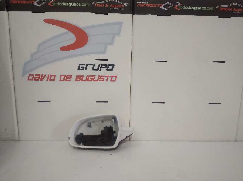 Carcasa retrovisor izquierdo audi  no identificado