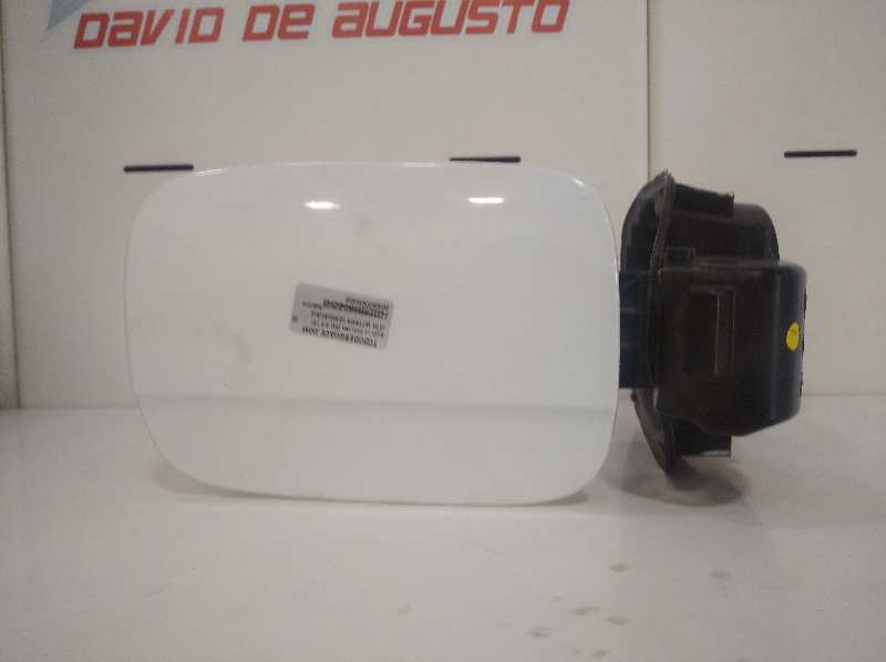 Tapa exterior combustible audi  no identificado