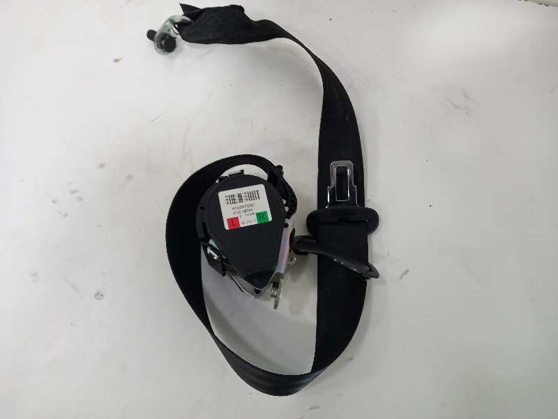 Cinturon seguridad trasero central audi  no identificado