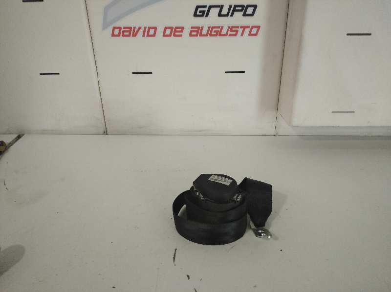 Cinturon seguridad trasero derecho audi  no identificado