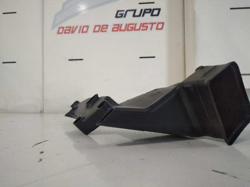 Canalizador de aire audi  no identificado