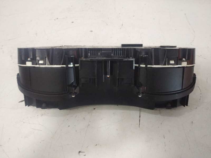 Cuadro instrumentos audi  no identificado