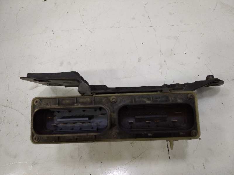 Centralita motor uce opel zafira a club