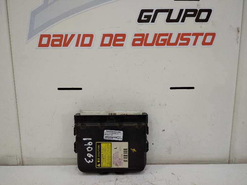 Centralita abs toyota land cruiser (j12) 