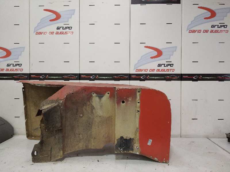 Aletin trasero derecho land rover  no identificado