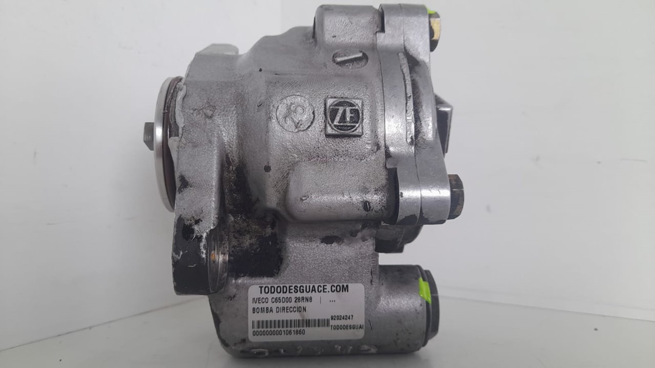 Bomba direccion iveco  no identificado