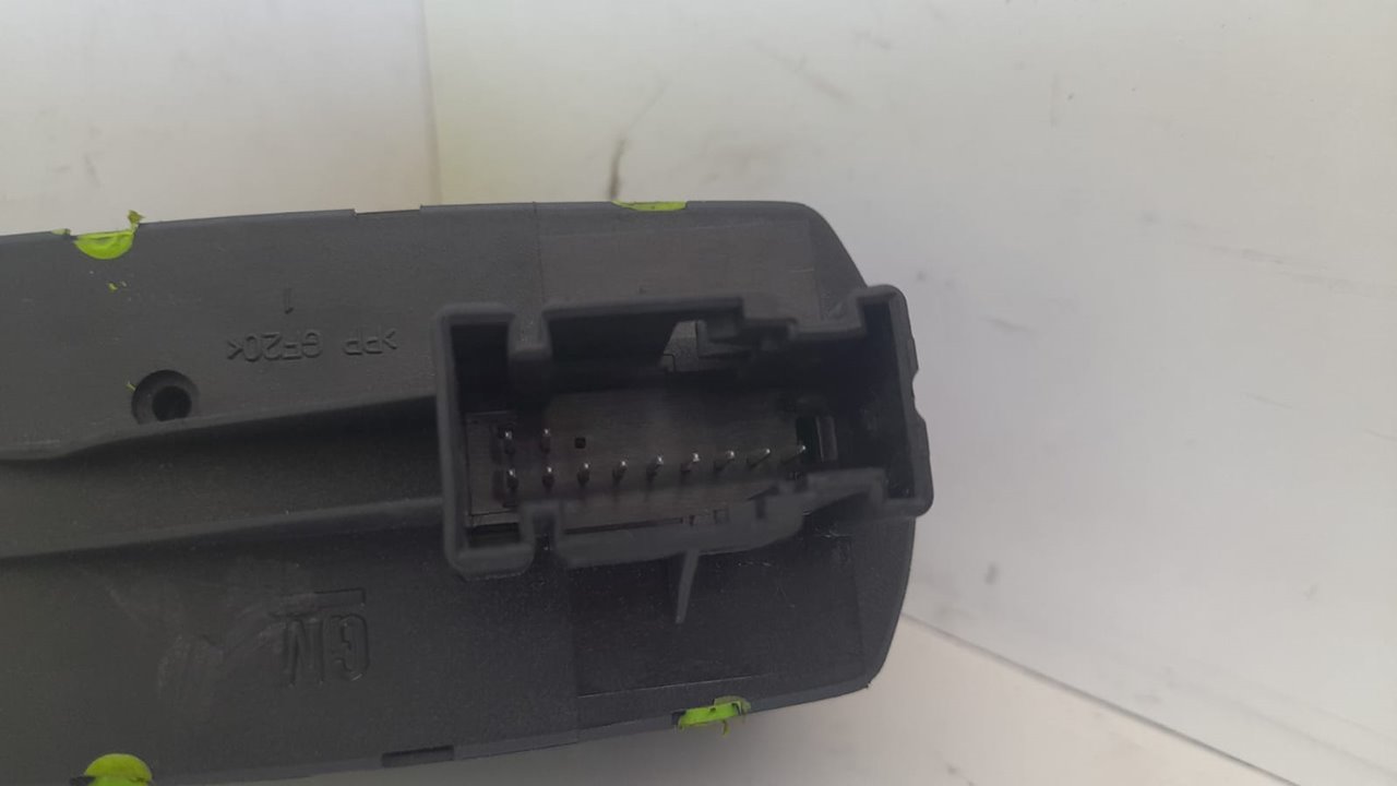 Mando retrovisor opel corsa d color edition