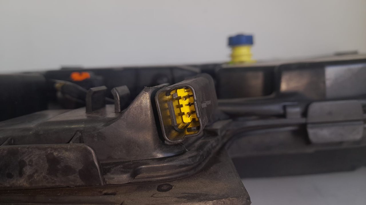 Deposito adblue peugeot 508 sw 