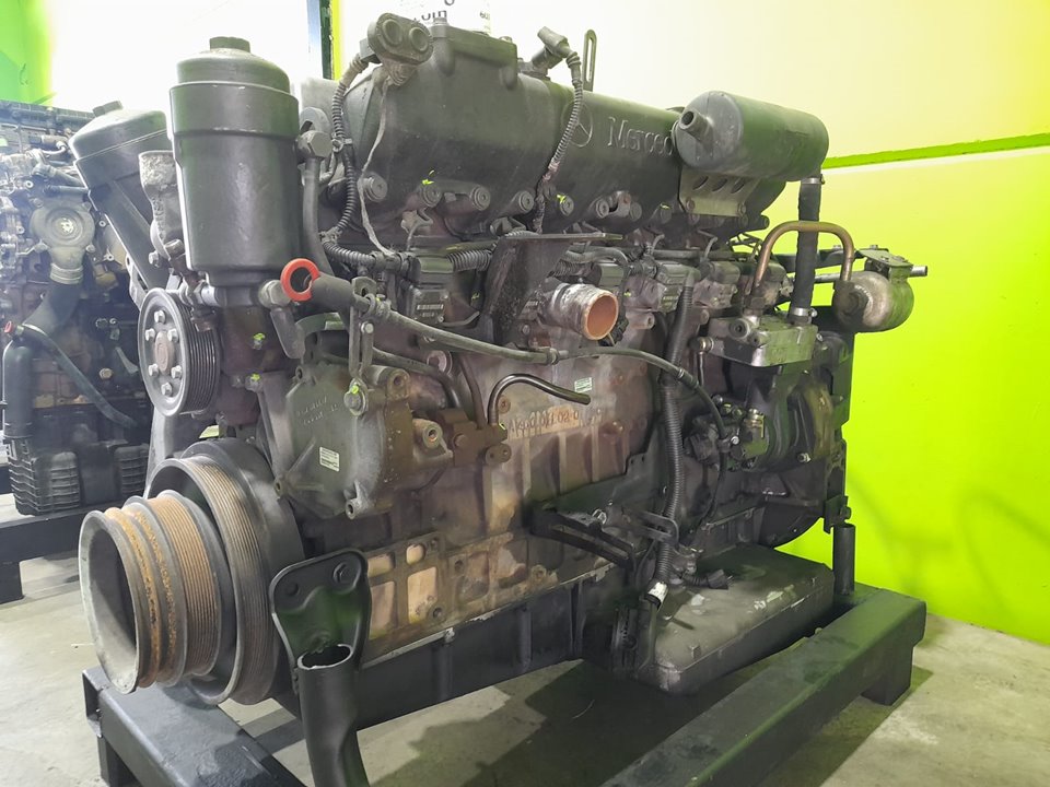 Motor completo mercedes-benz  no identificado