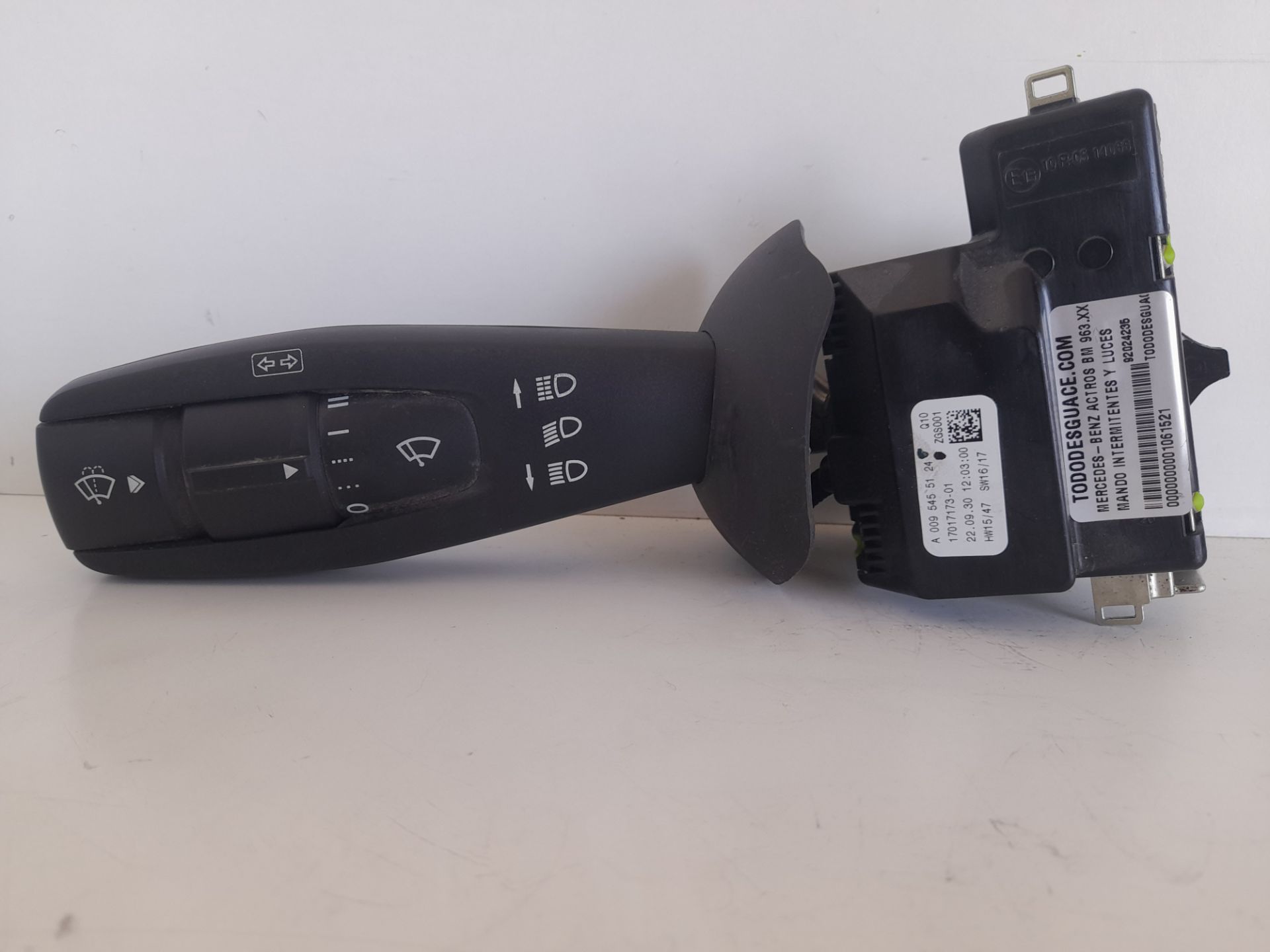 No identificado mercedes-benz actros 4 2-ejes bm 963 (2011) 18xx 4x2 fahrgestell l classic