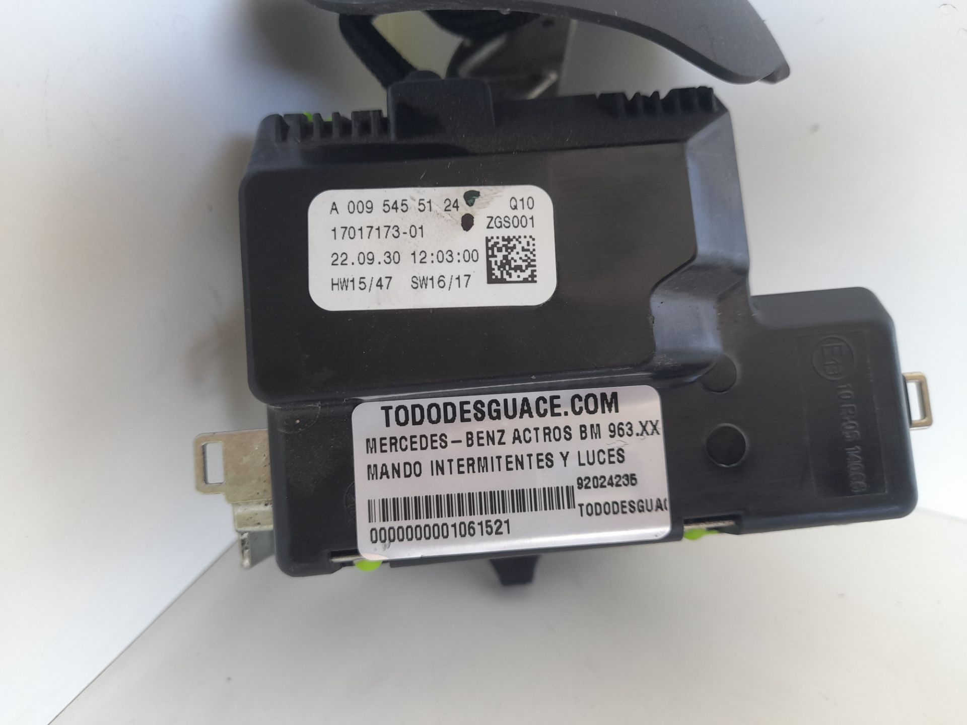 No identificado mercedes-benz actros 4 2-ejes bm 963 (2011) 18xx 4x2 fahrgestell l classic