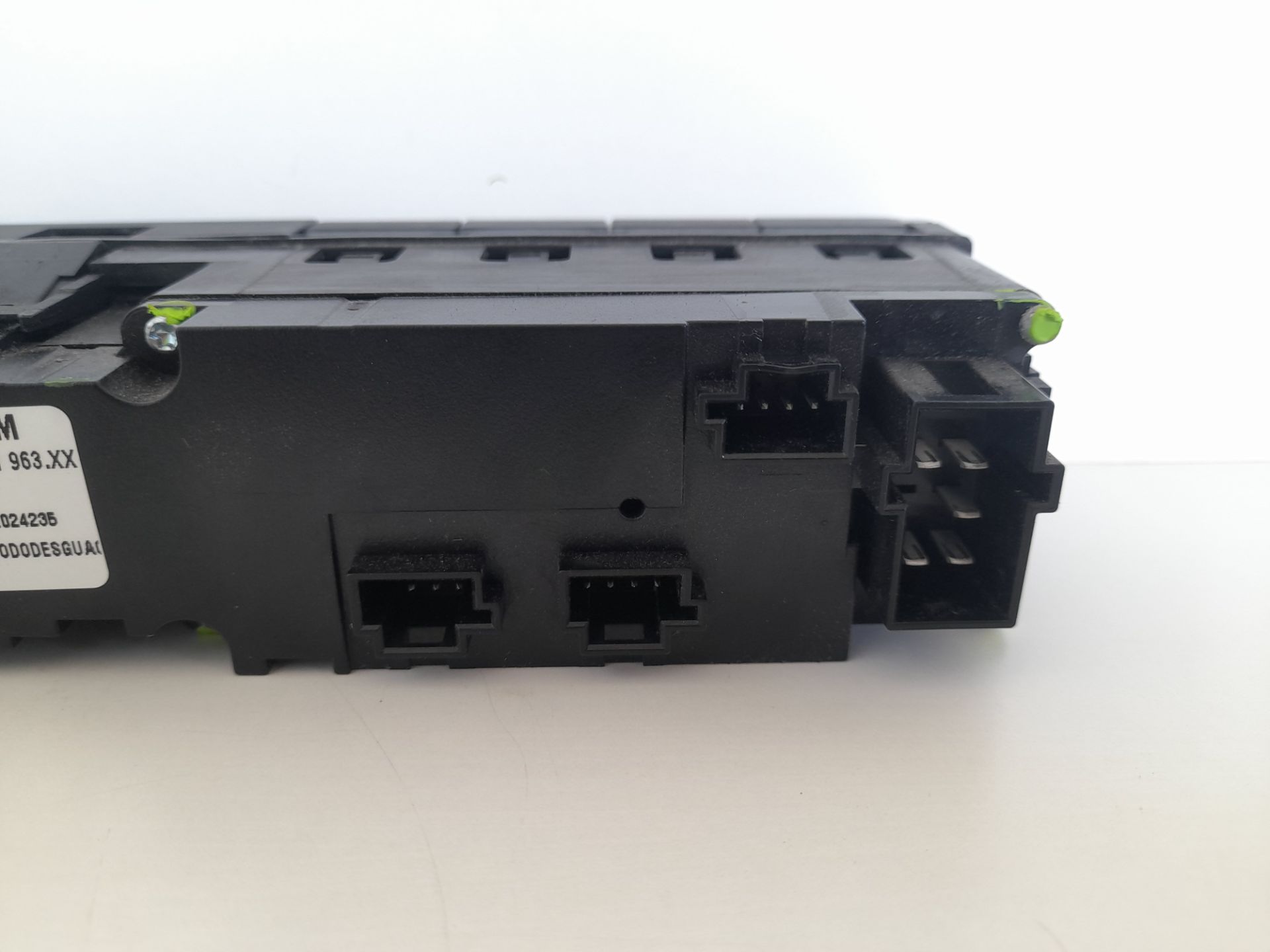 No identificado mercedes-benz actros 4 2-ejes bm 963 (2011) 18xx 4x2 fahrgestell l classic