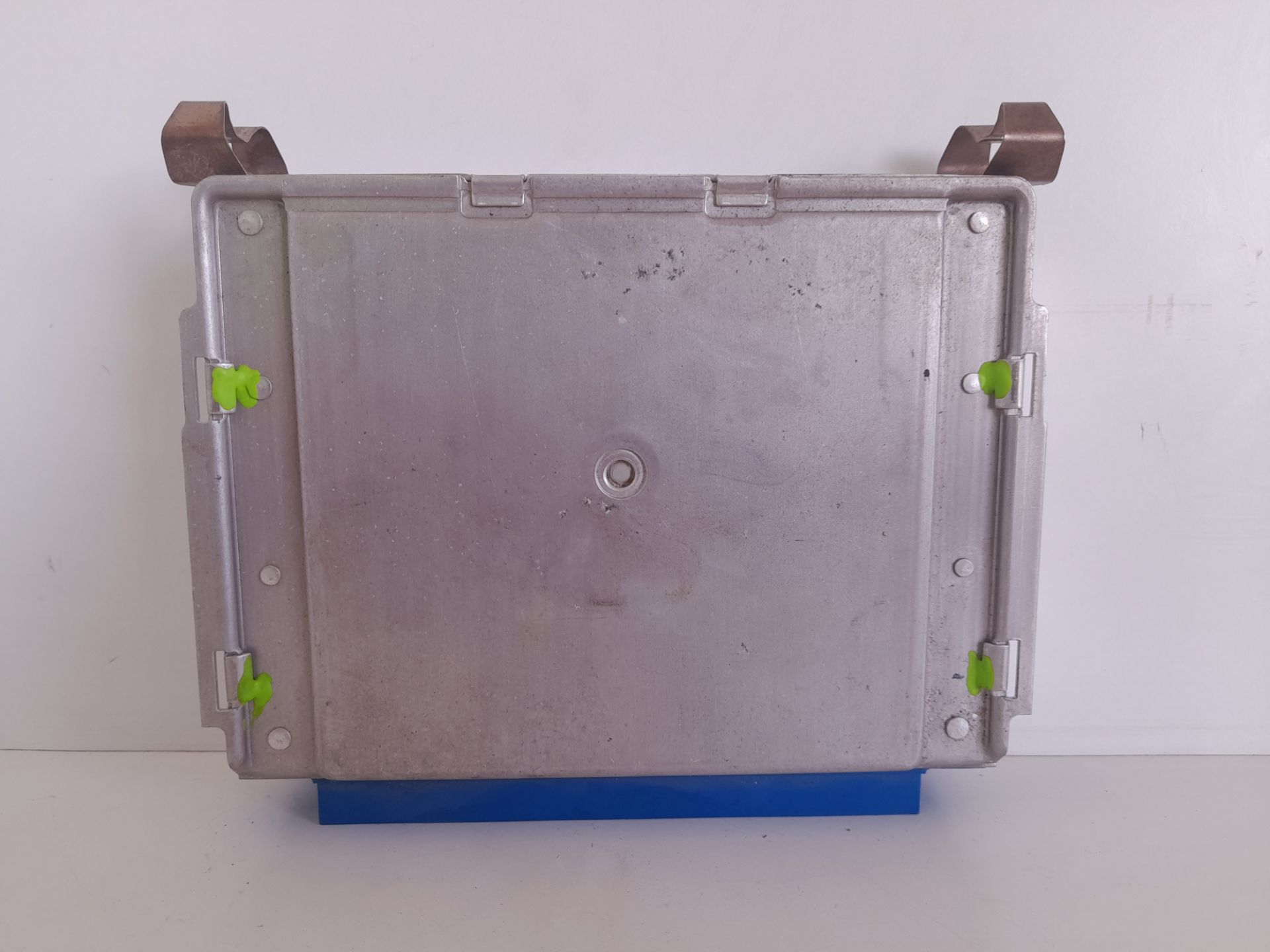 No identificado mercedes-benz actros 4 2-ejes bm 963 (2011) 18xx 4x2 fahrgestell l classic