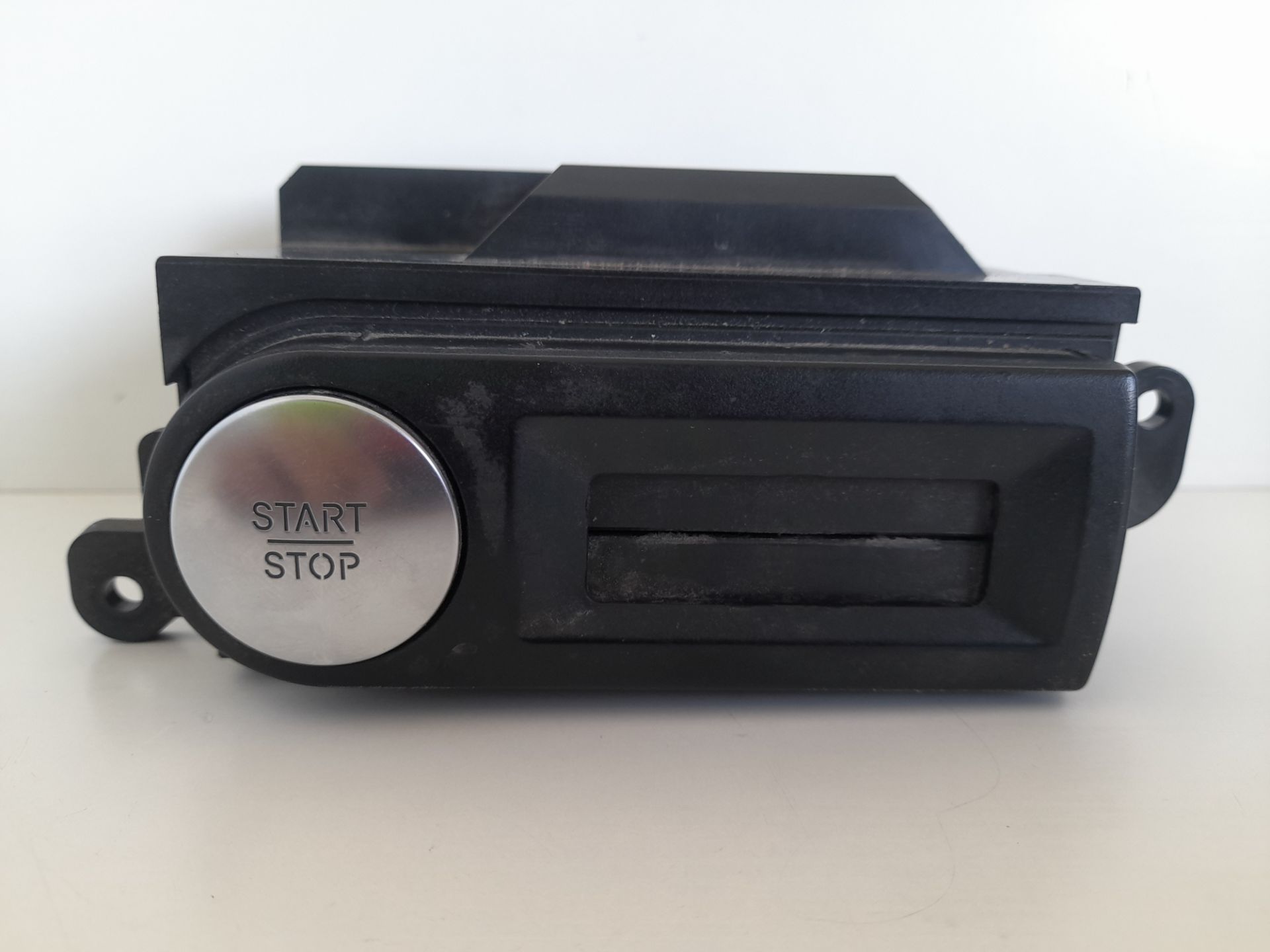 No identificado mercedes-benz actros 4 2-ejes bm 963 (2011) 18xx 4x2 fahrgestell l classic