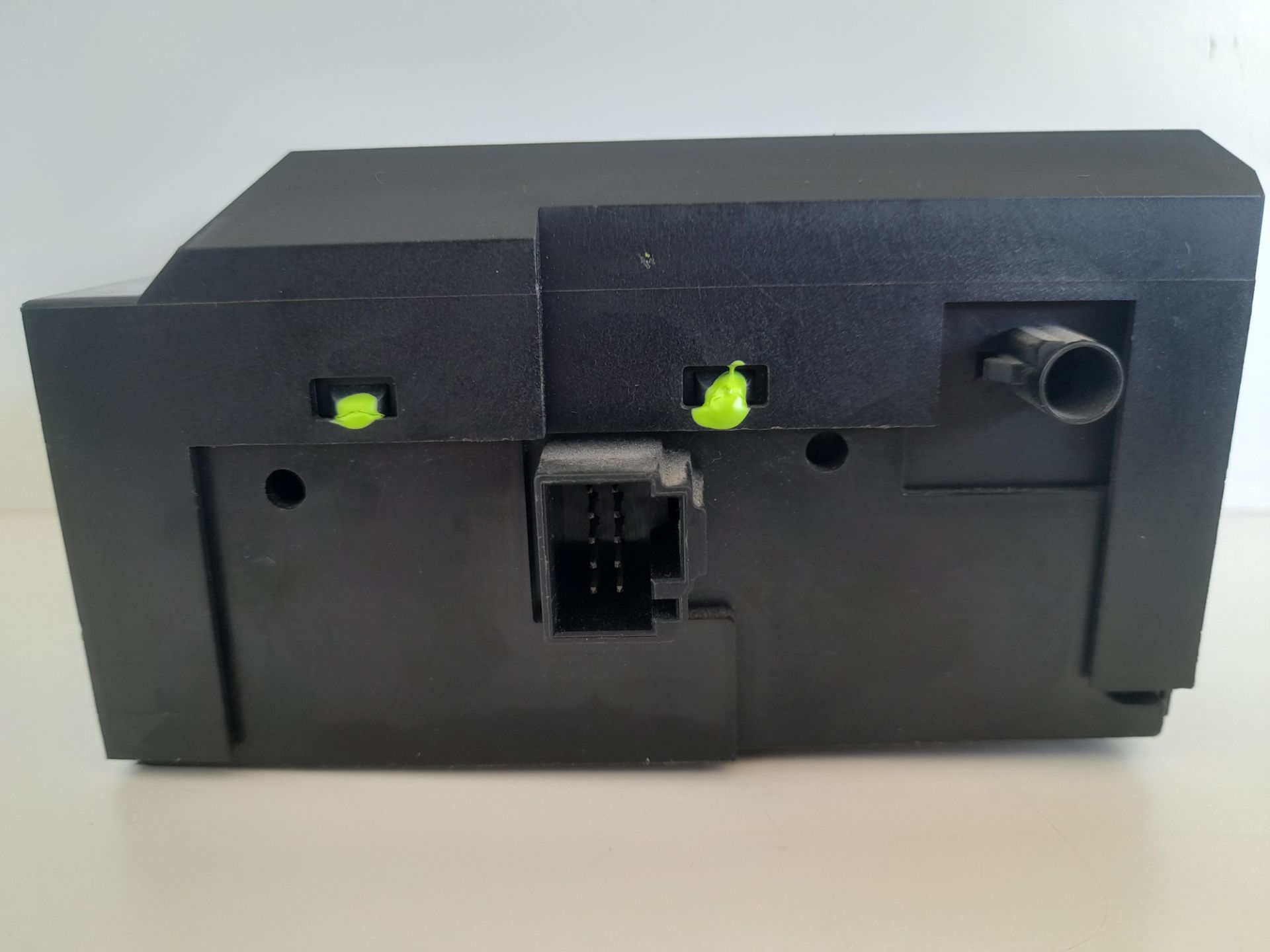 No identificado mercedes-benz actros 4 2-ejes bm 963 (2011) 18xx 4x2 fahrgestell l classic