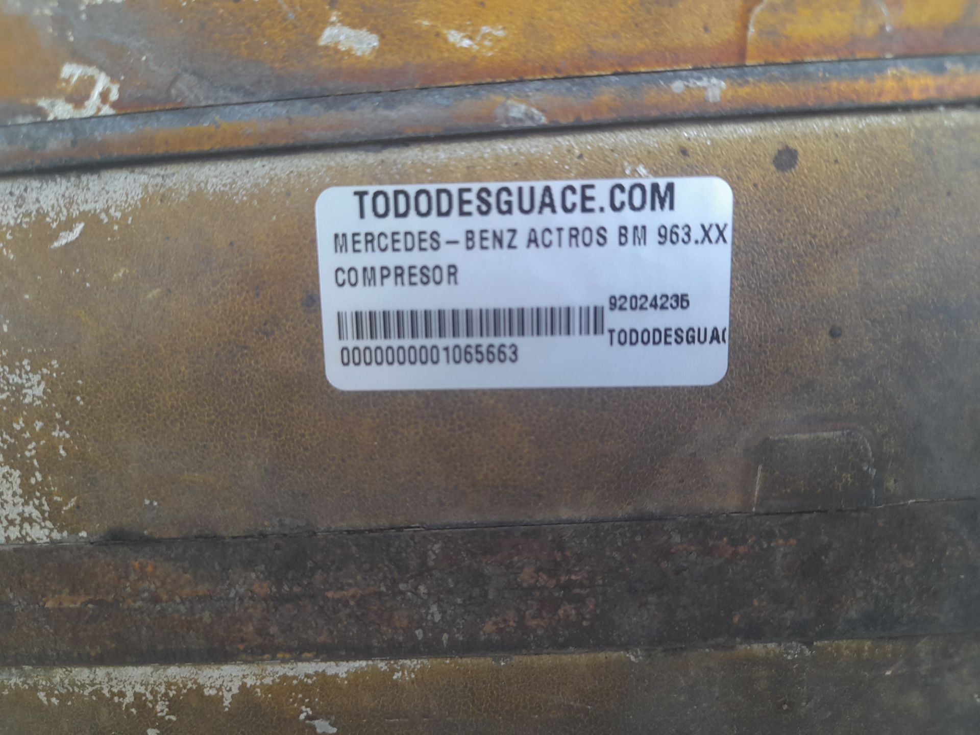 No identificado mercedes-benz actros 4 2-ejes bm 963 (2011) 18xx 4x2 fahrgestell l classic