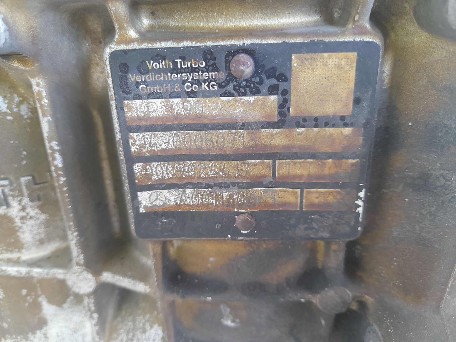 No identificado mercedes-benz actros 4 2-ejes bm 963 (2011) 18xx 4x2 fahrgestell l classic