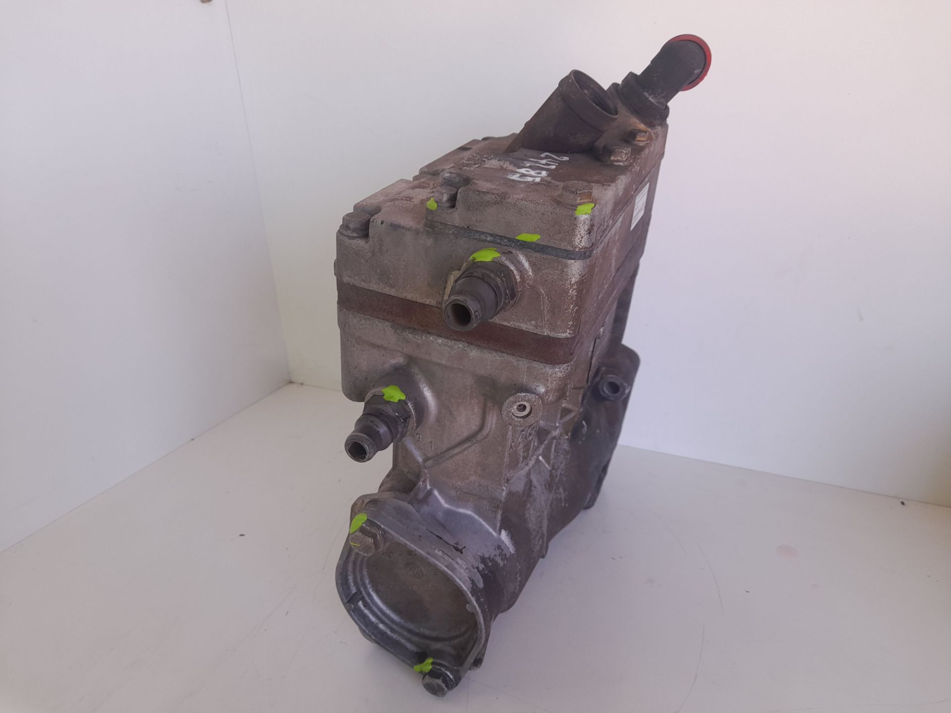 No identificado mercedes-benz actros 4 2-ejes bm 963 (2011) 18xx 4x2 fahrgestell l classic