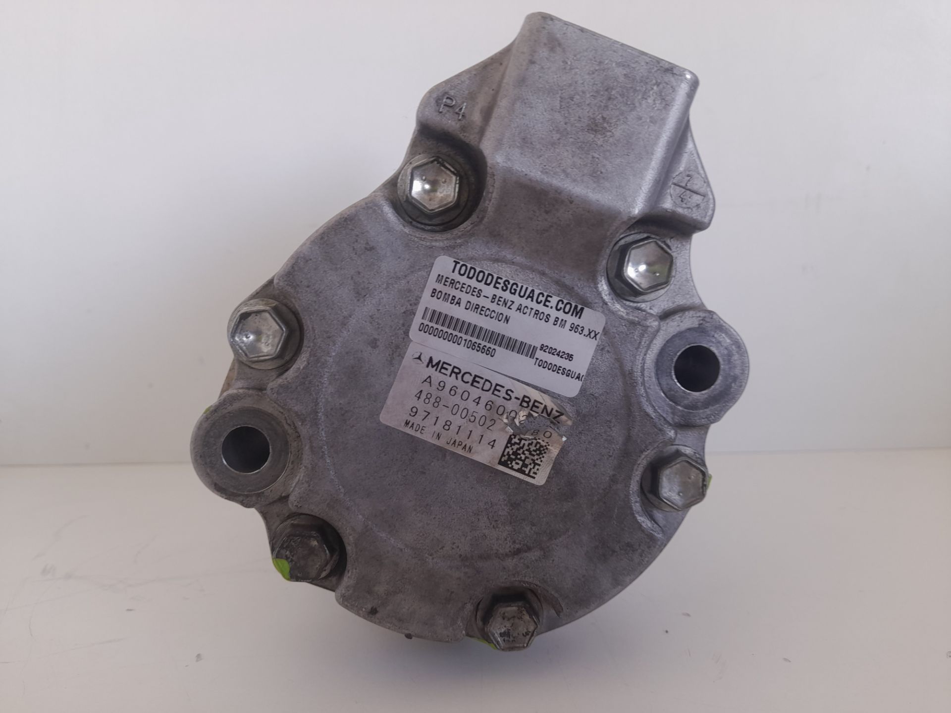 Bomba direccion mercedes-benz actros 4 2-ejes bm 963 (2011) 18xx 4x2 fahrgestell l classic